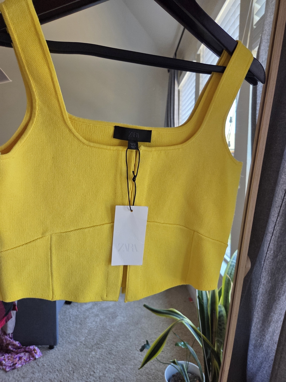 Zara Yellow Cropped Tank Top Size L NWT